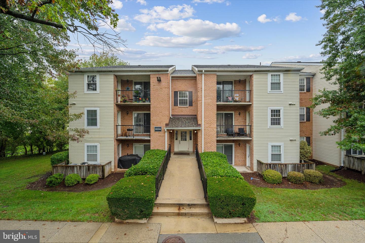 18334 Streamside Drive #303