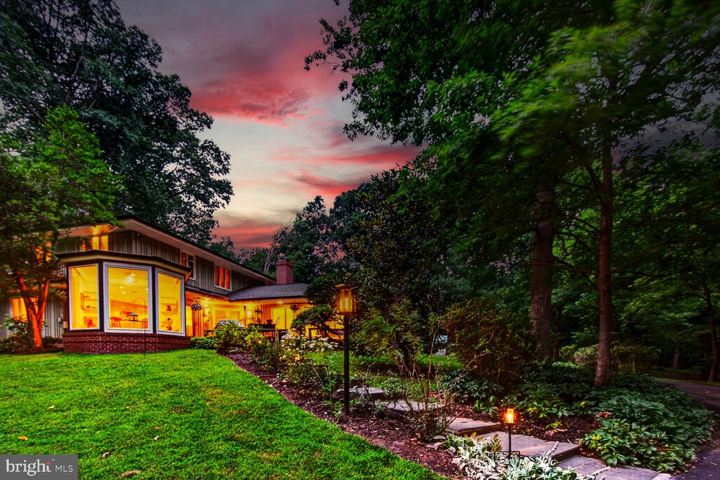 1118 Orchard Way