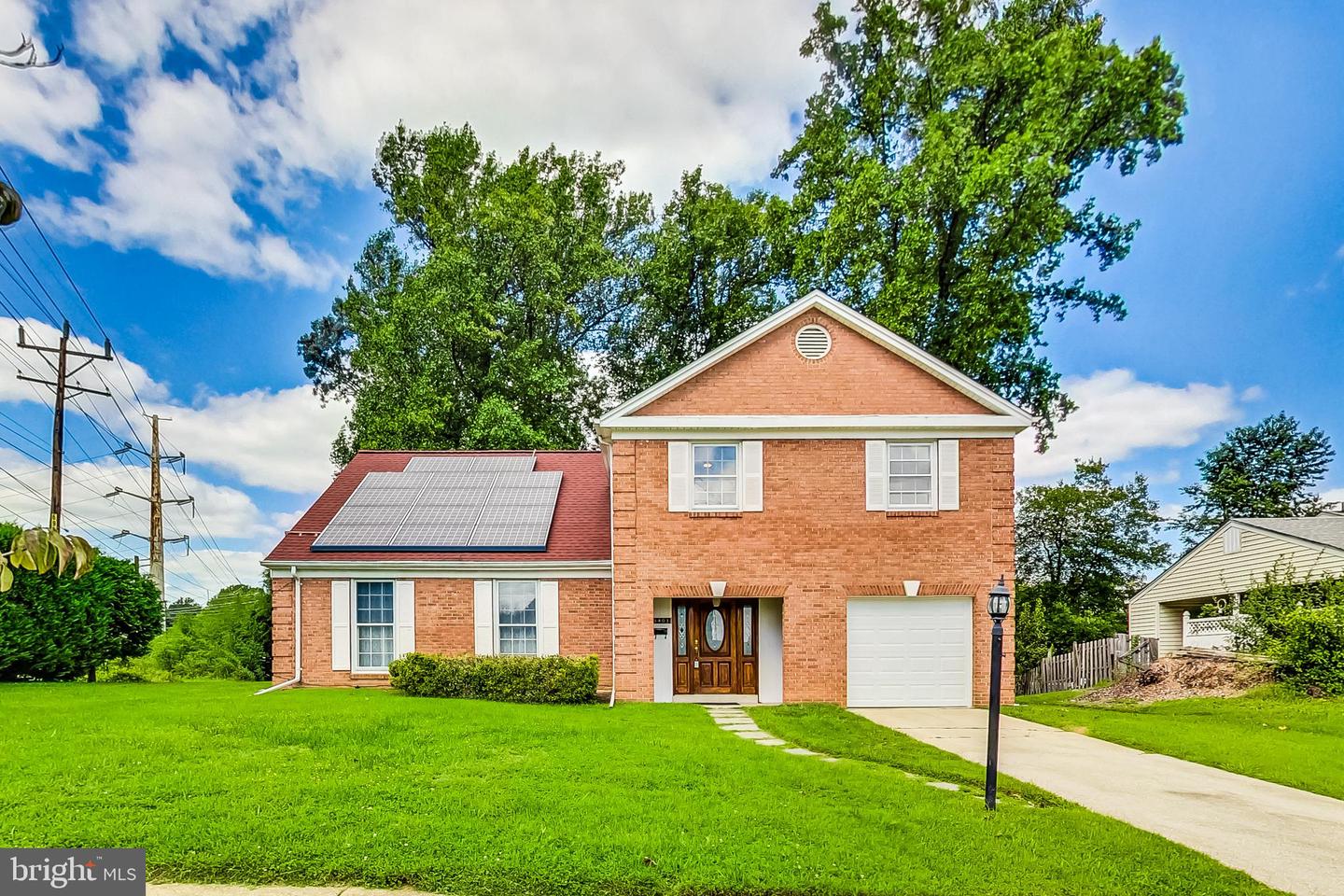 8403 Postoak Road, Potomac