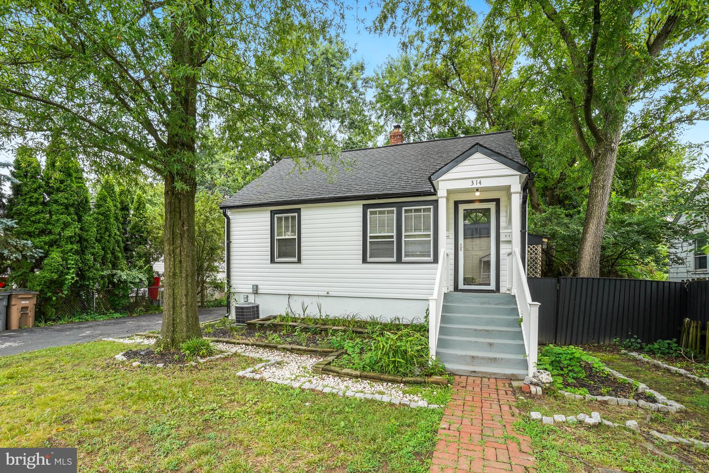 314 Grandin Avenue
