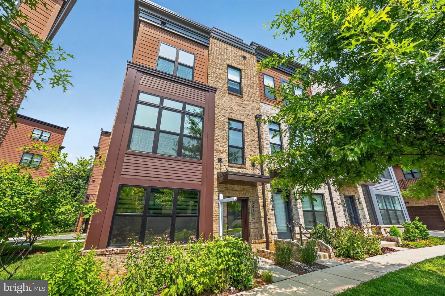 3410 Wood Aster Place