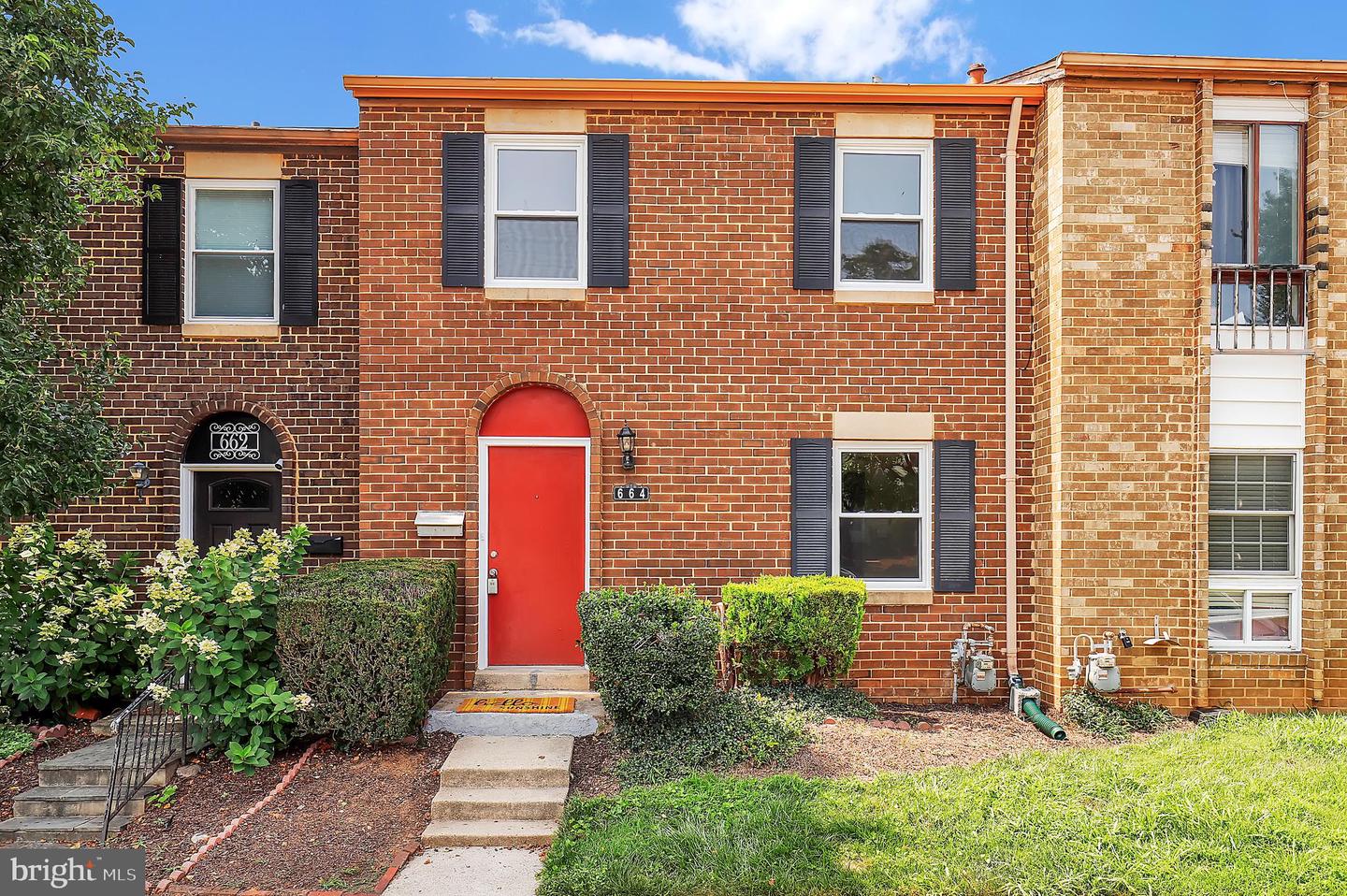 664 W Side Drive #1