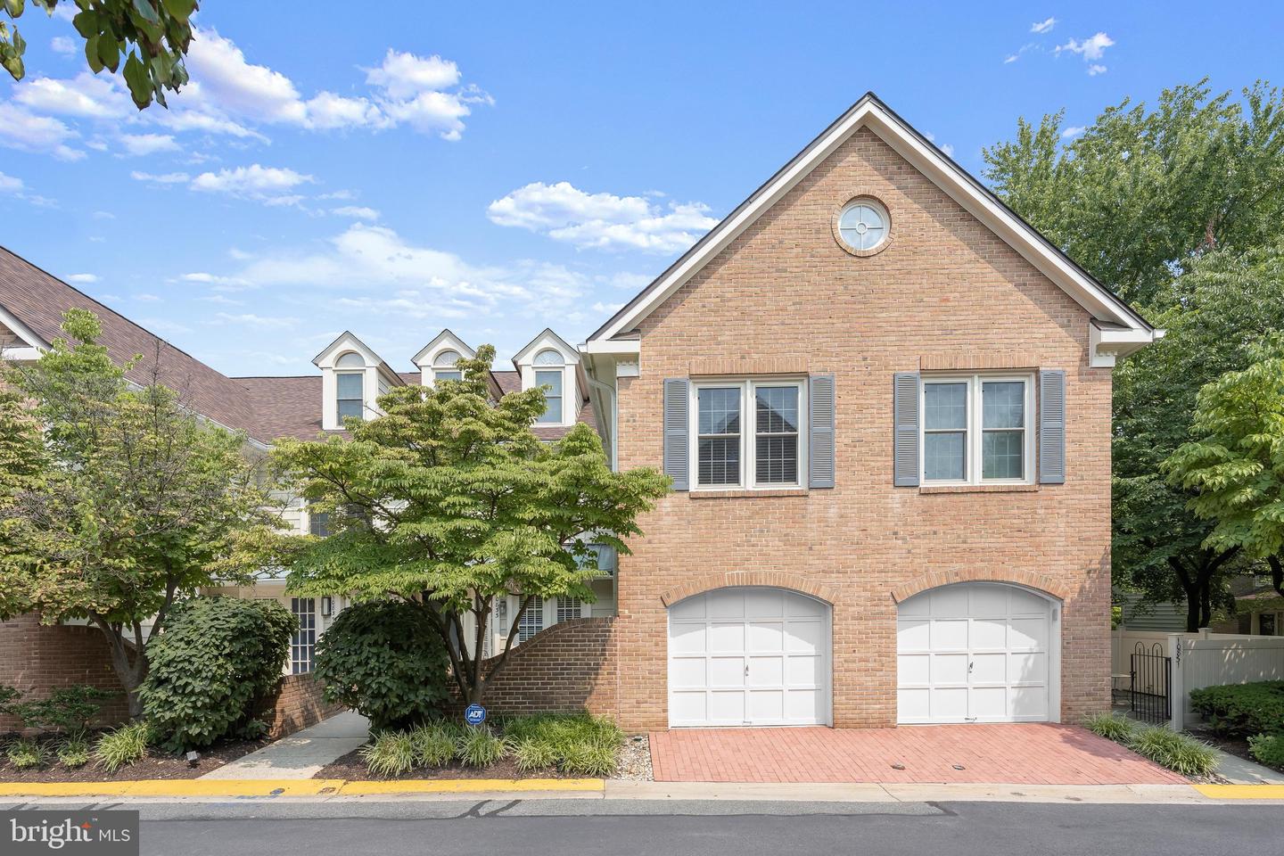 10833 Luxberry Drive #26