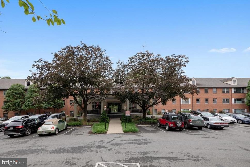 5301 Westbard Circle #419