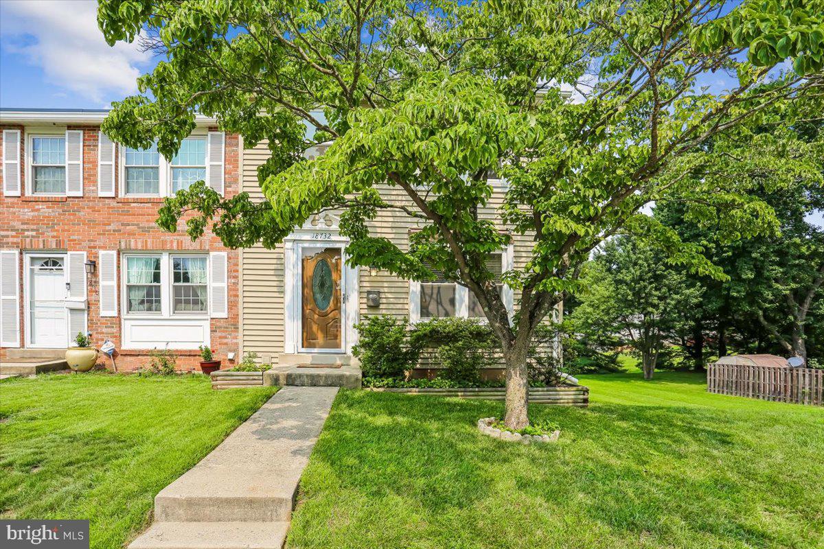 18732 Barn Swallow Terrace