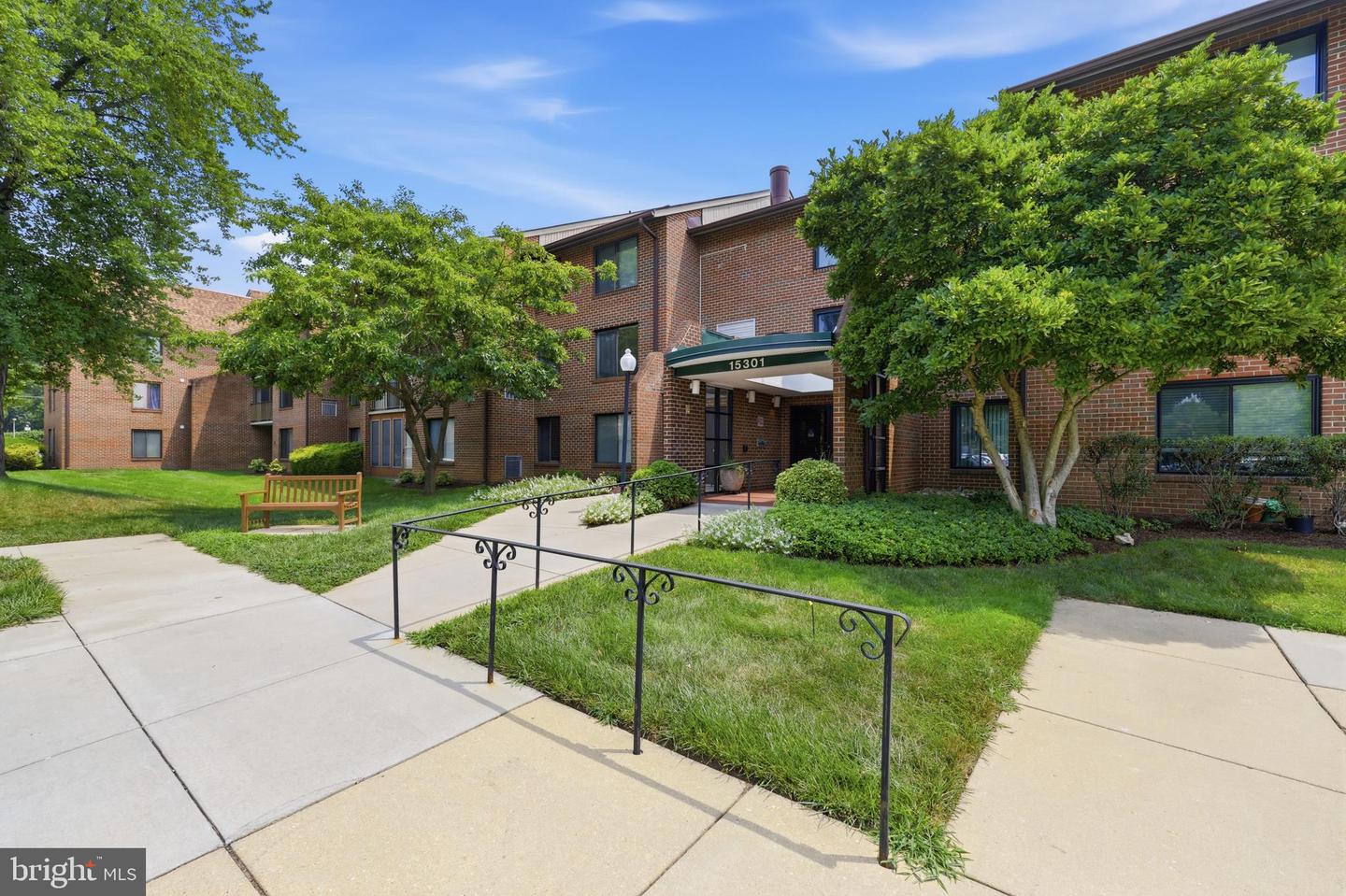 15301 Beaverbrook Court #92-3g