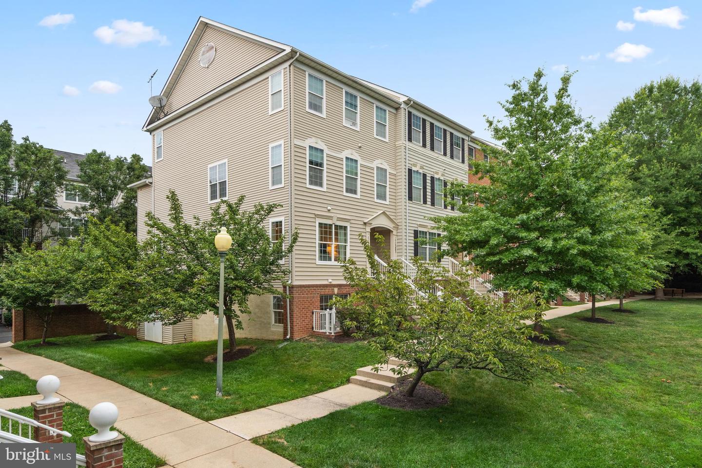 11325 King George Drive #1