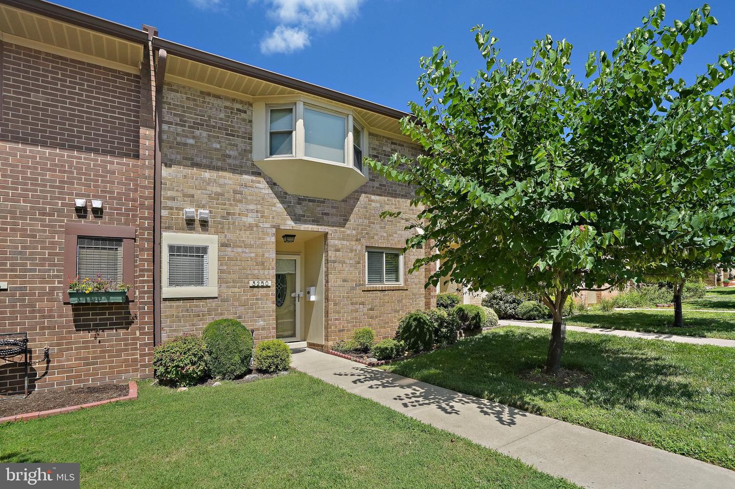 3250 Gleneagles Drive #104-B
