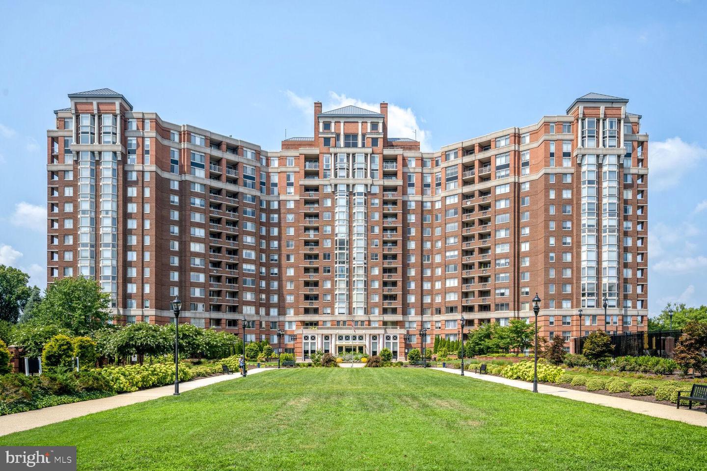 5809 Nicholson Lane #1504