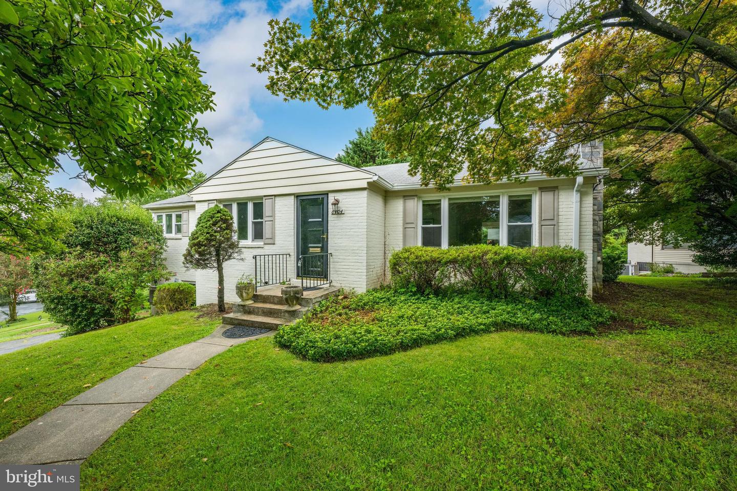 8404 Farrell Drive