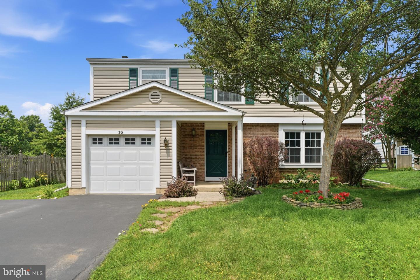 13 Warrior Brook Court