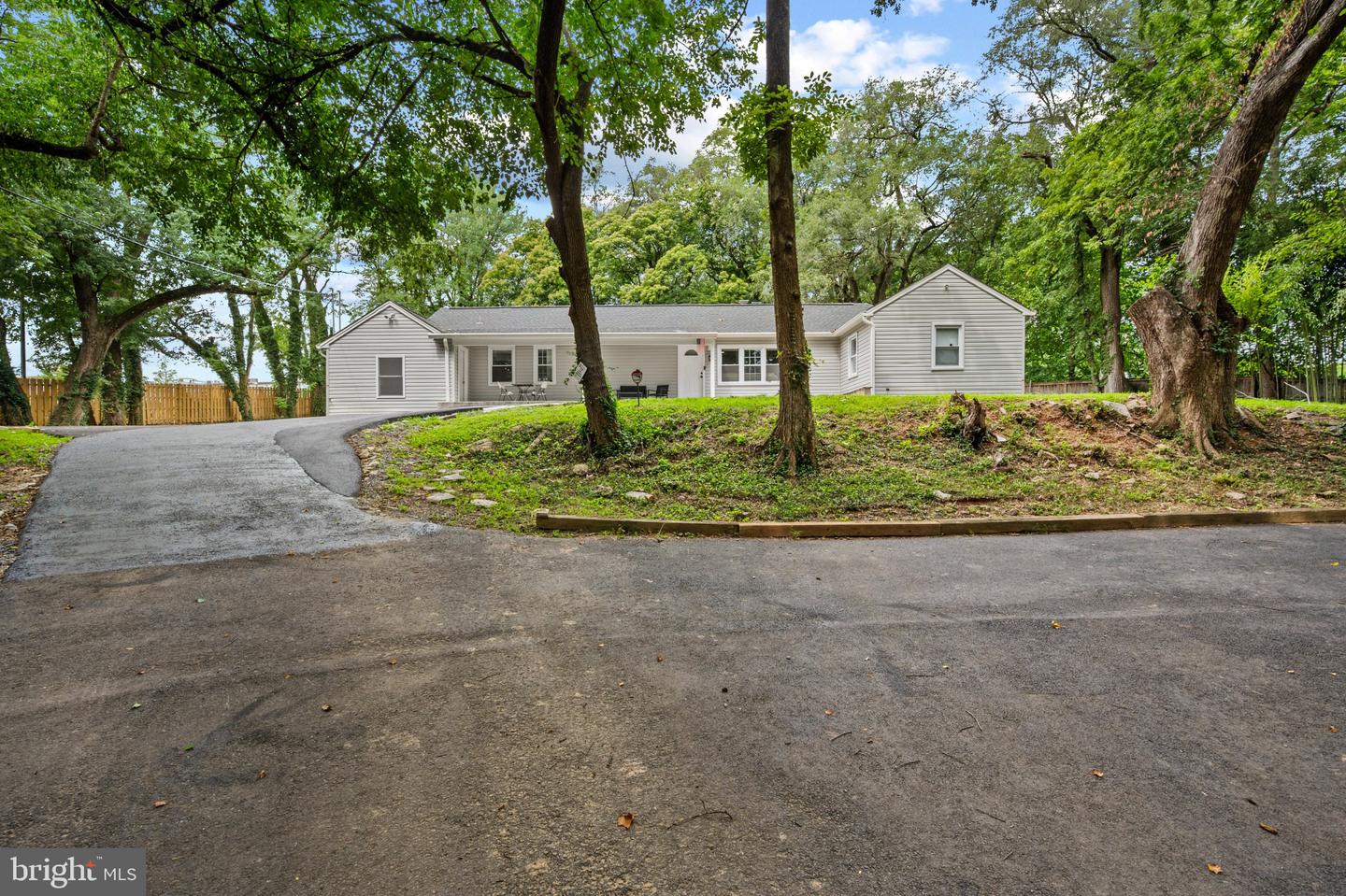 13416 Clifton Road