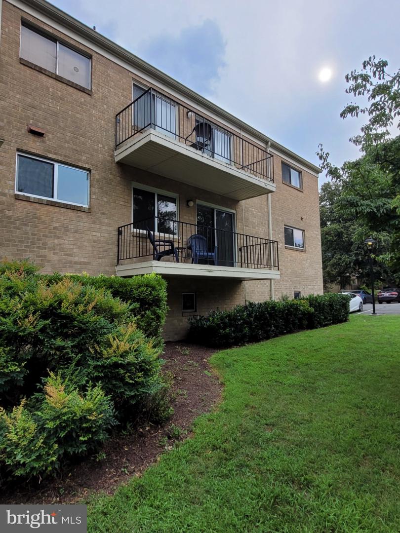10630 Montrose Avenue #104