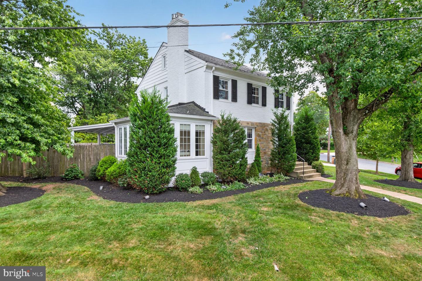 201 E Indian Spring Drive
