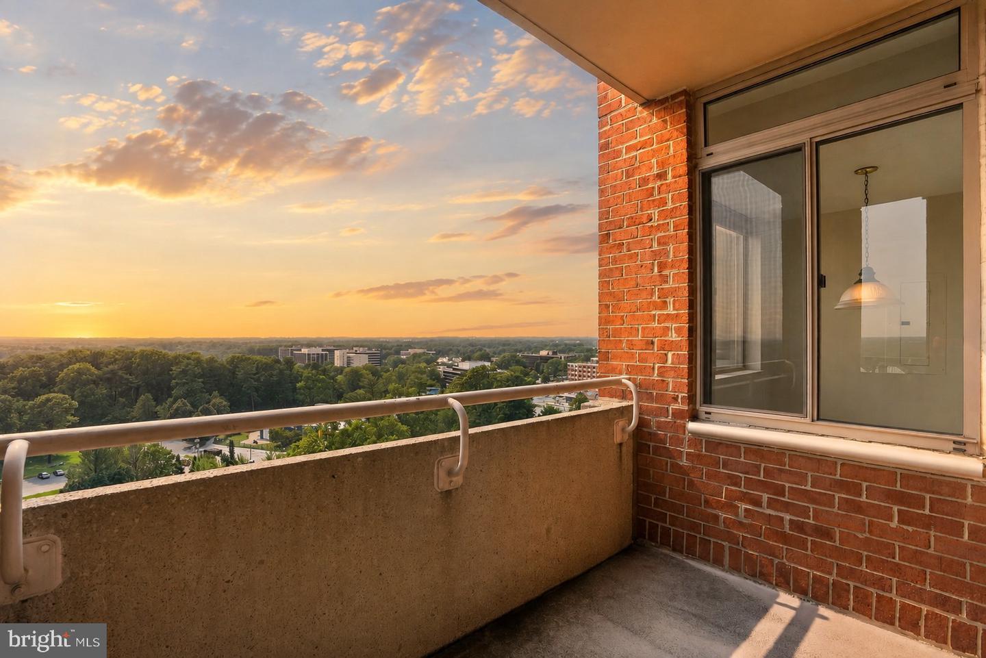 5809 Nicholson Lane #1505