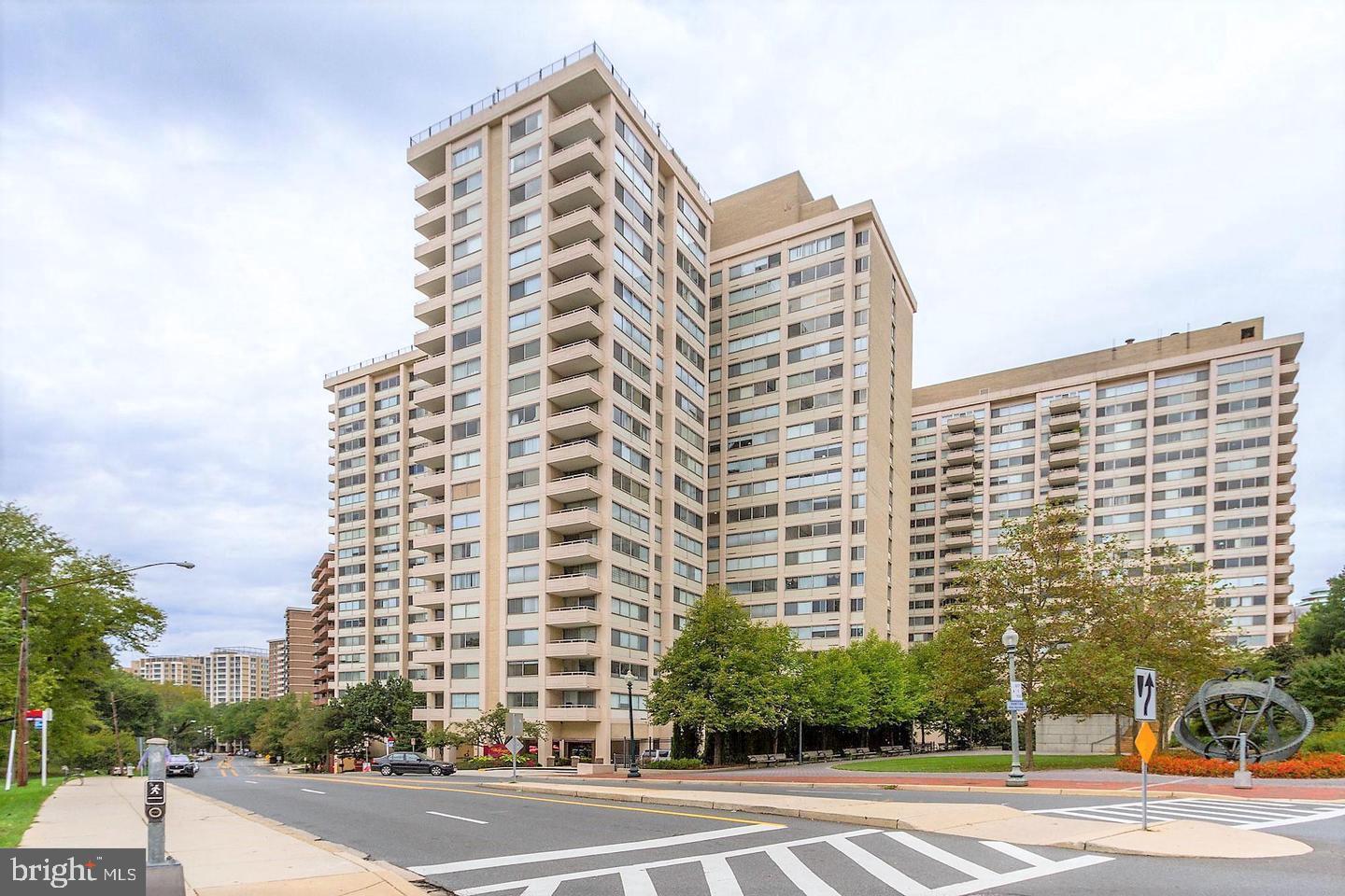 5500 Friendship Boulevard #1218n