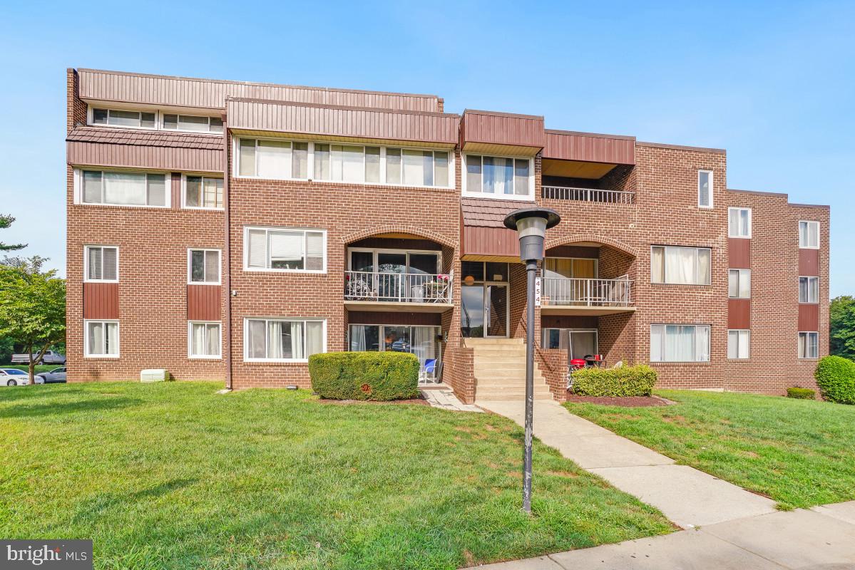 454 Girard Street #373