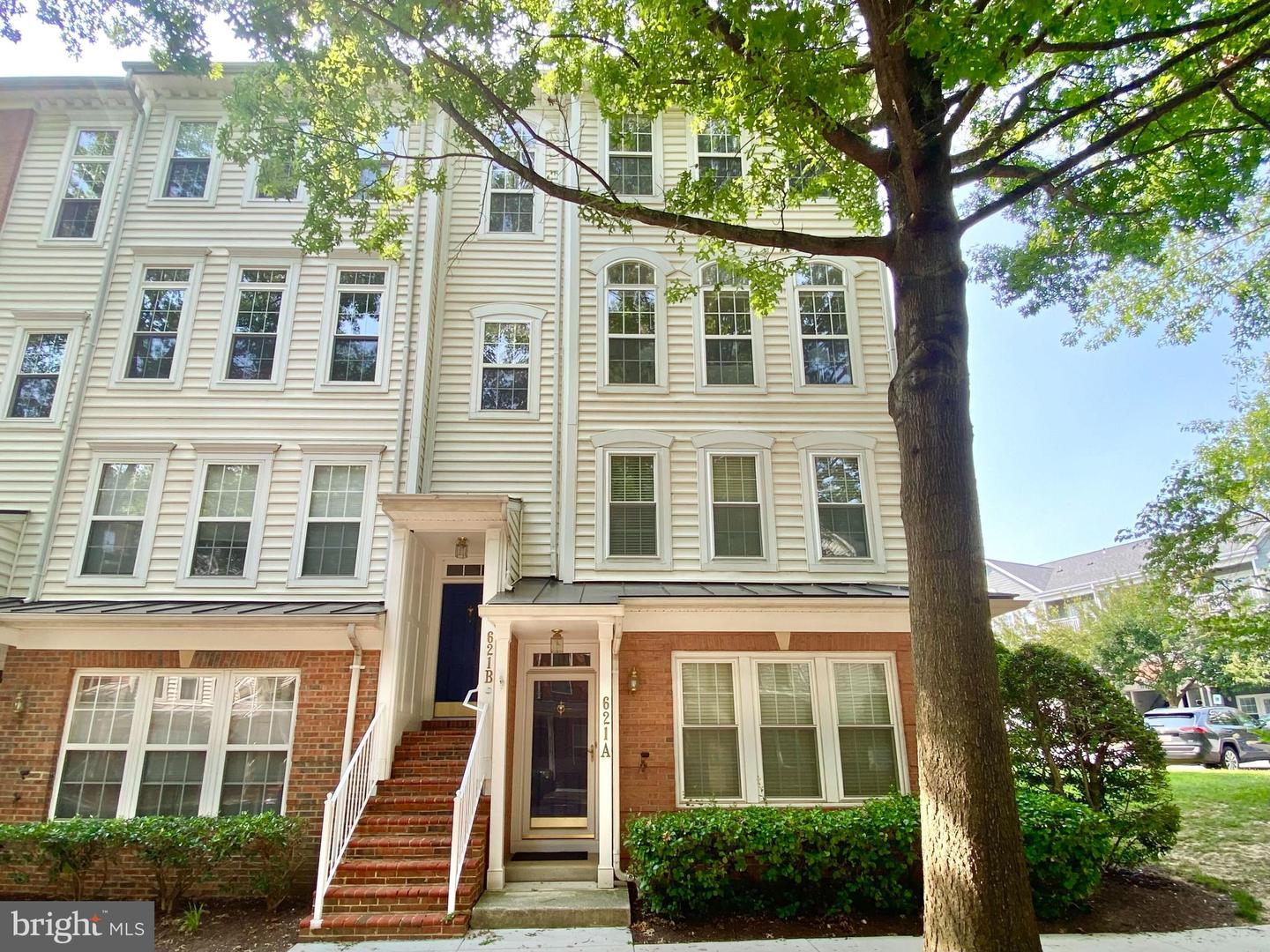 621 Main Street #621-B
