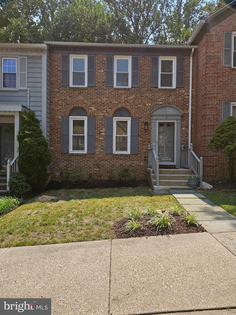 3 Castle Cliff Court