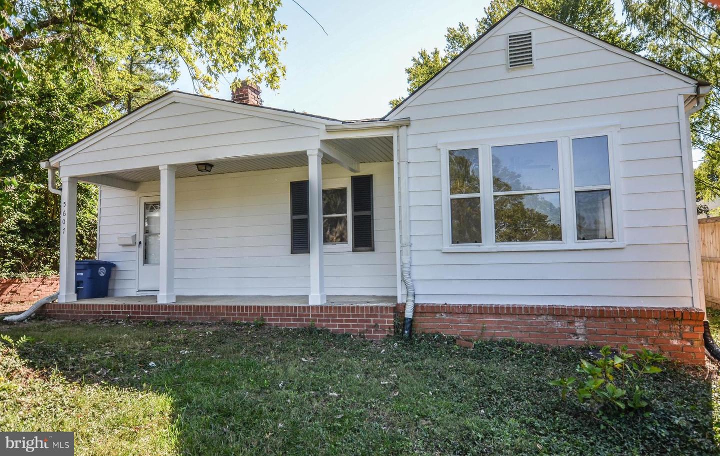 5607 Seminole, College Park