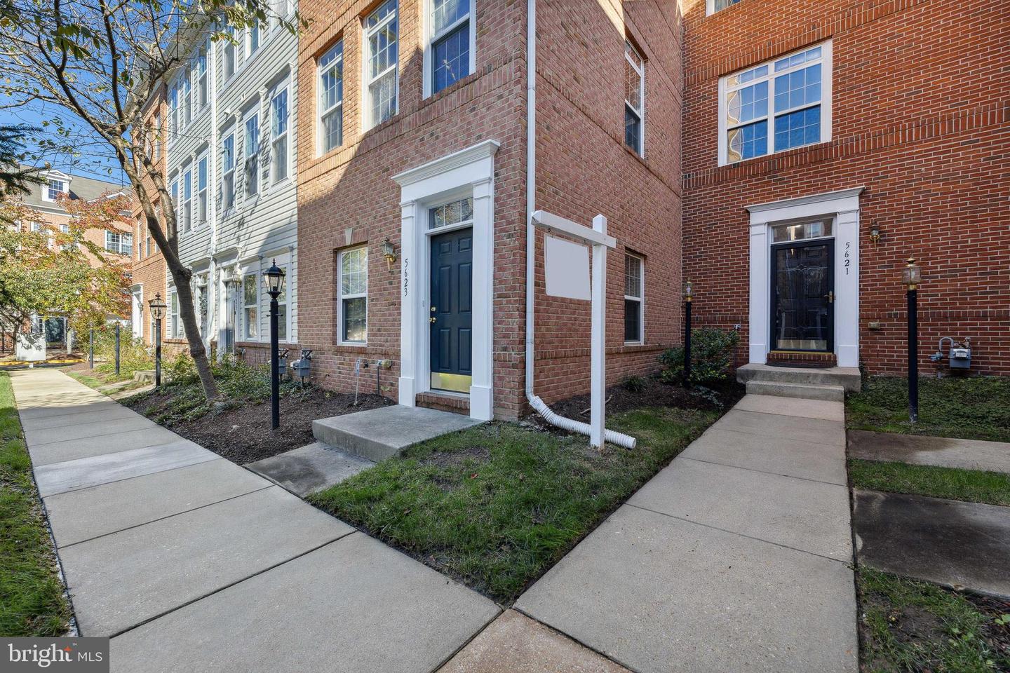 5621 Hartfield Avenue, Suitland