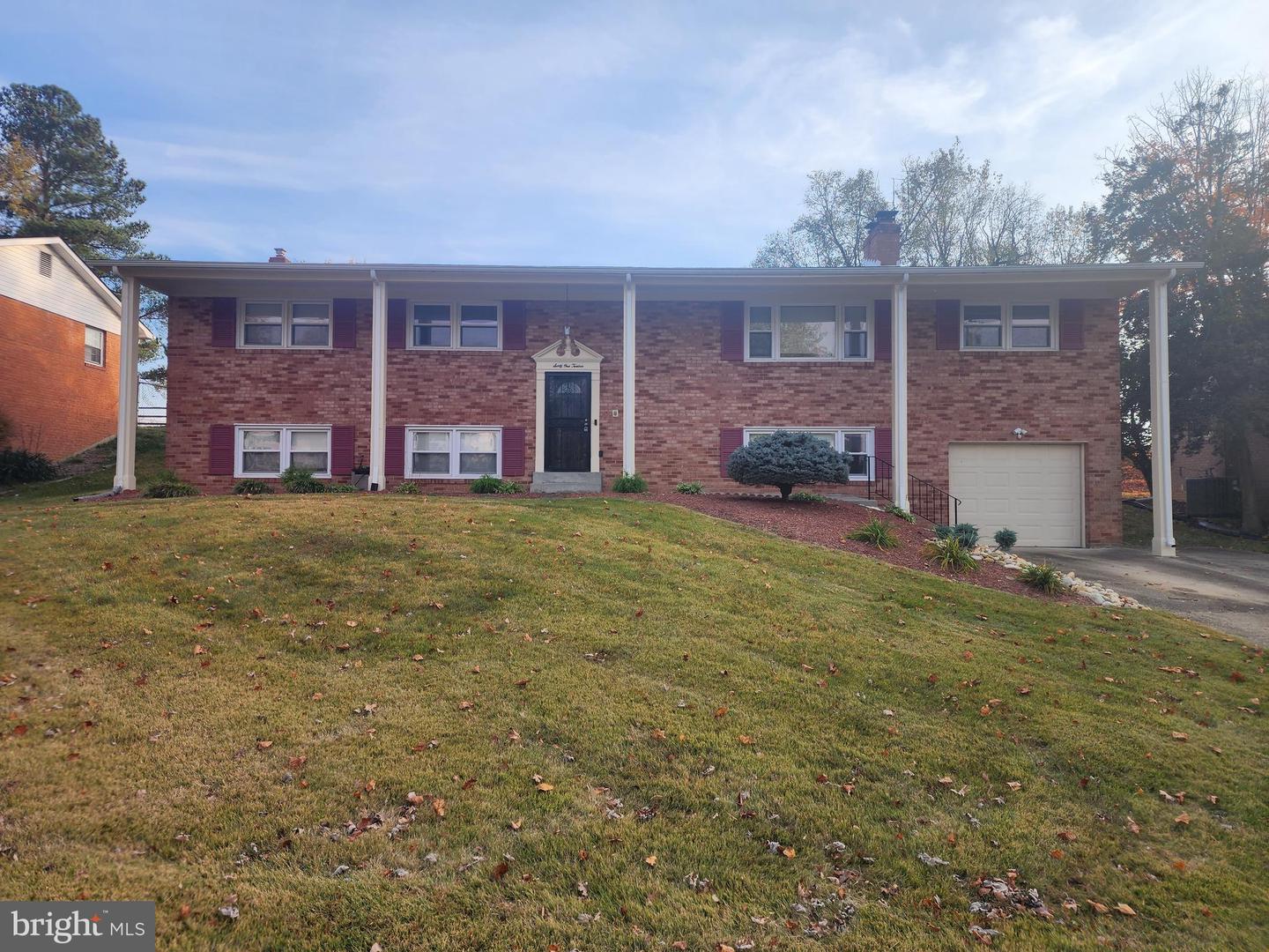 6112 Rayburn Drive, Temple Hills