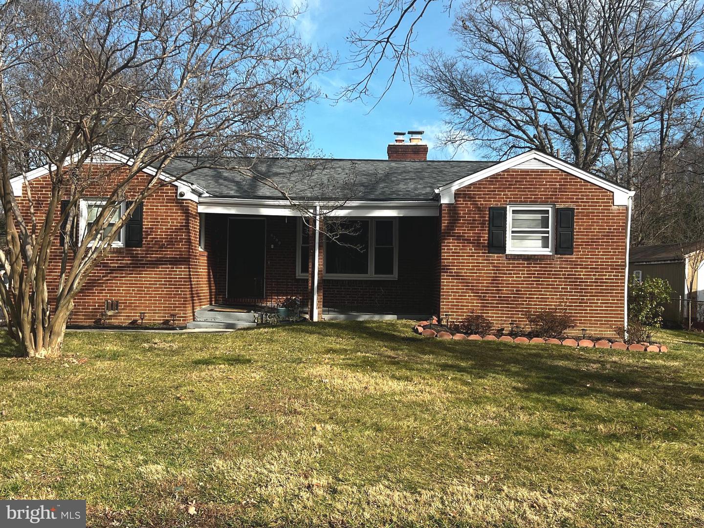 6300 Davis Boulevard, Suitland