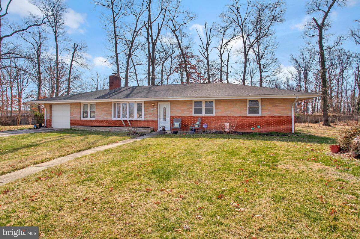 7908 Westwood Court, Clinton