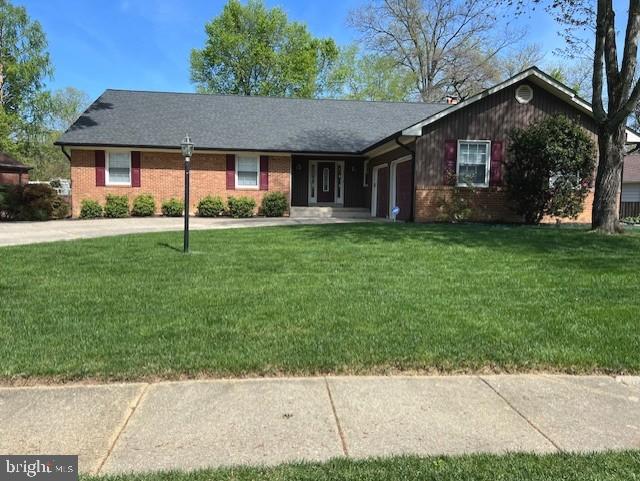 702 W Tantallon Drive, Fort Washington