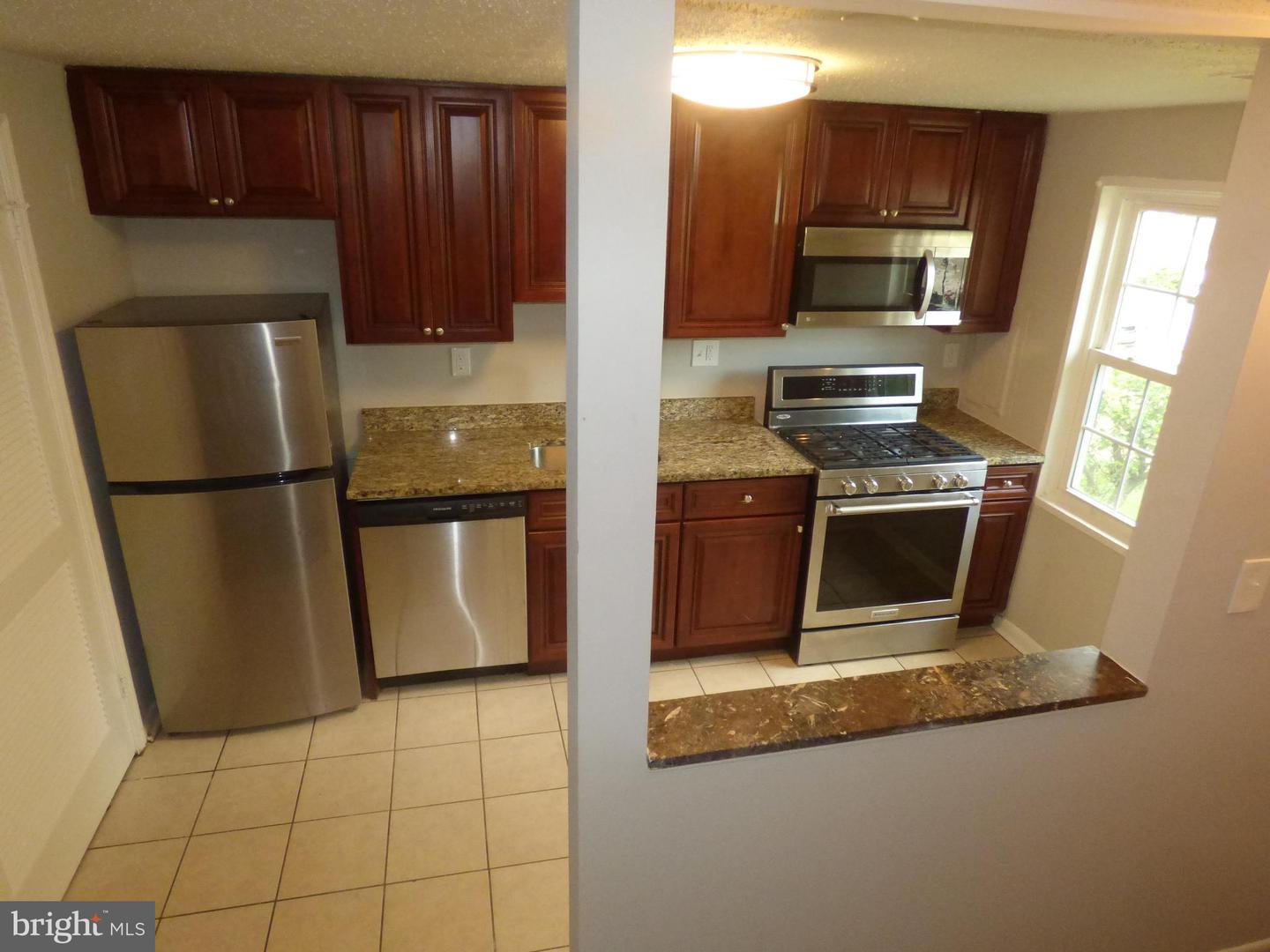 1778 Dutch Village Drive #p-296, Hyattsville