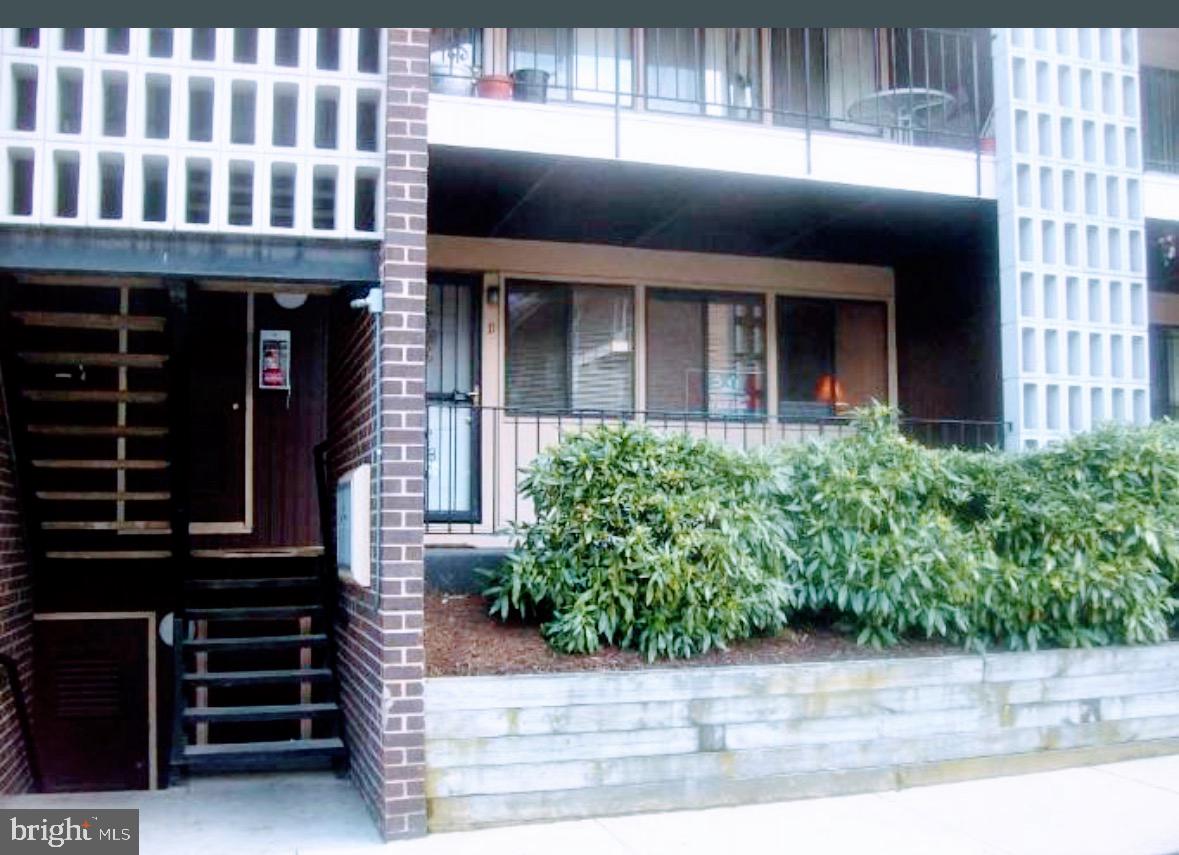 3914 Stone Gate Drive #d, Suitland
