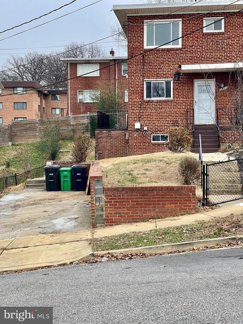 5032 Roseld Court, Oxon Hill