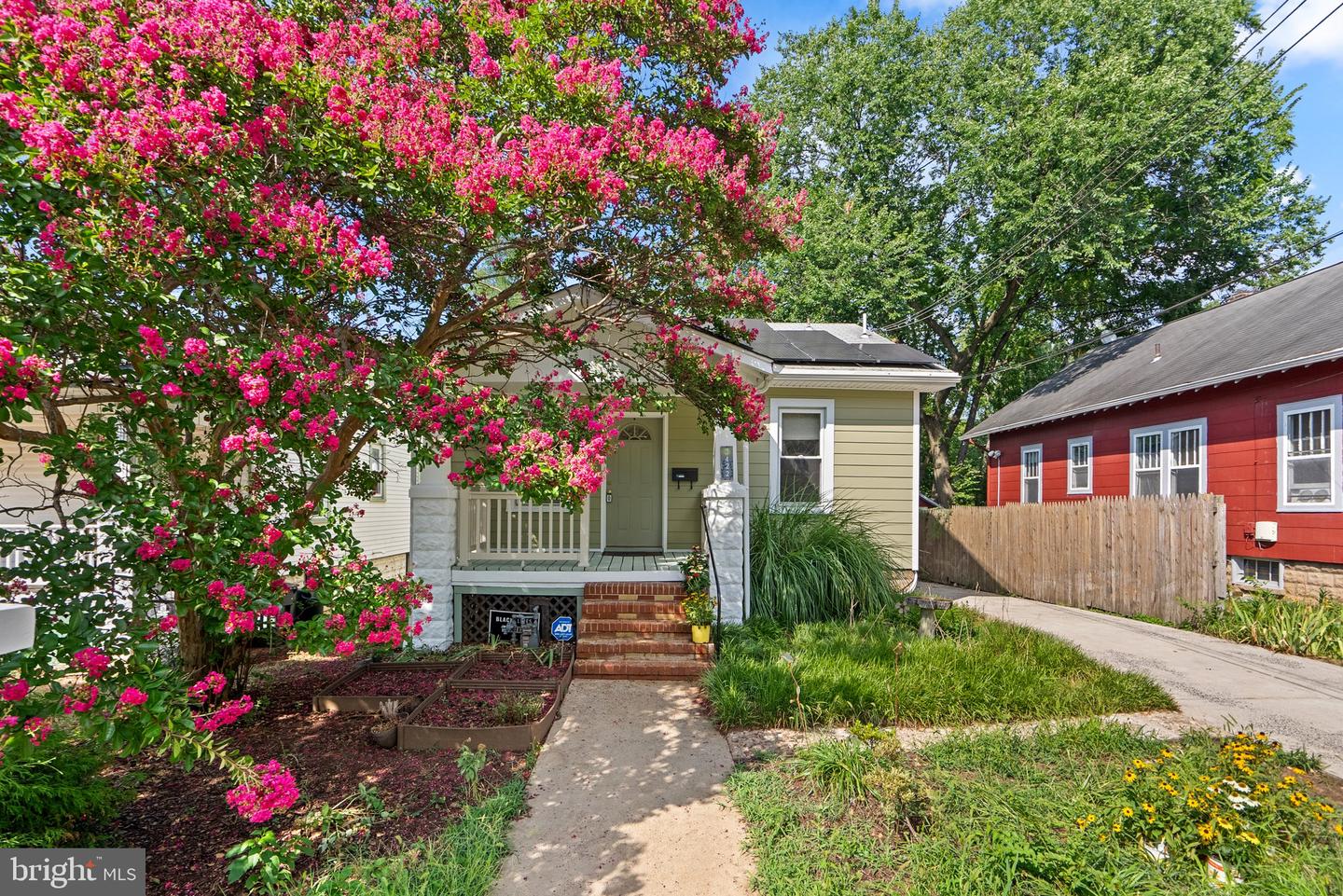 3422 Newton Street, Mount Rainier