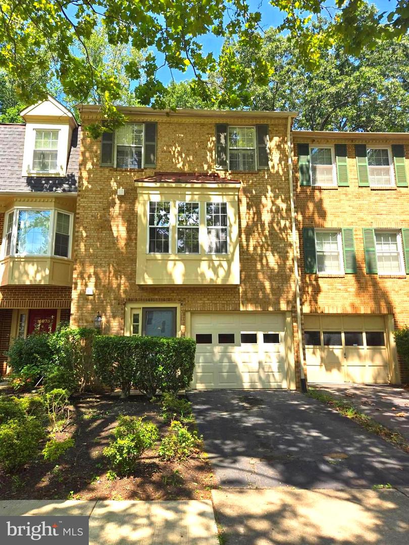14671 Colonels Choice, Upper Marlboro