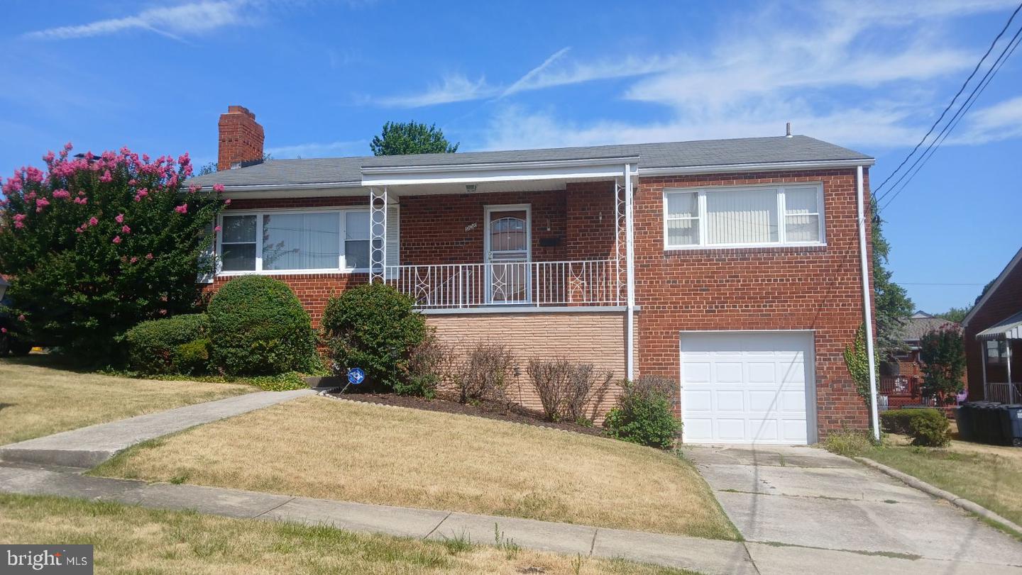 908 Cox Avenue, Hyattsville