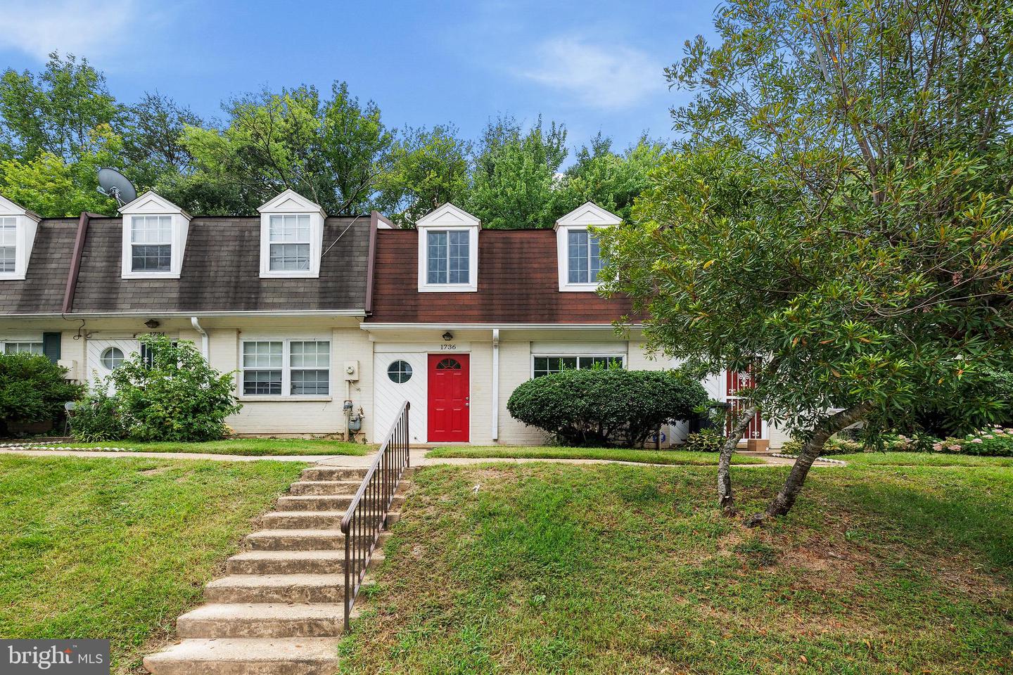 1736 Dutch Village Drive #N-371, Landover