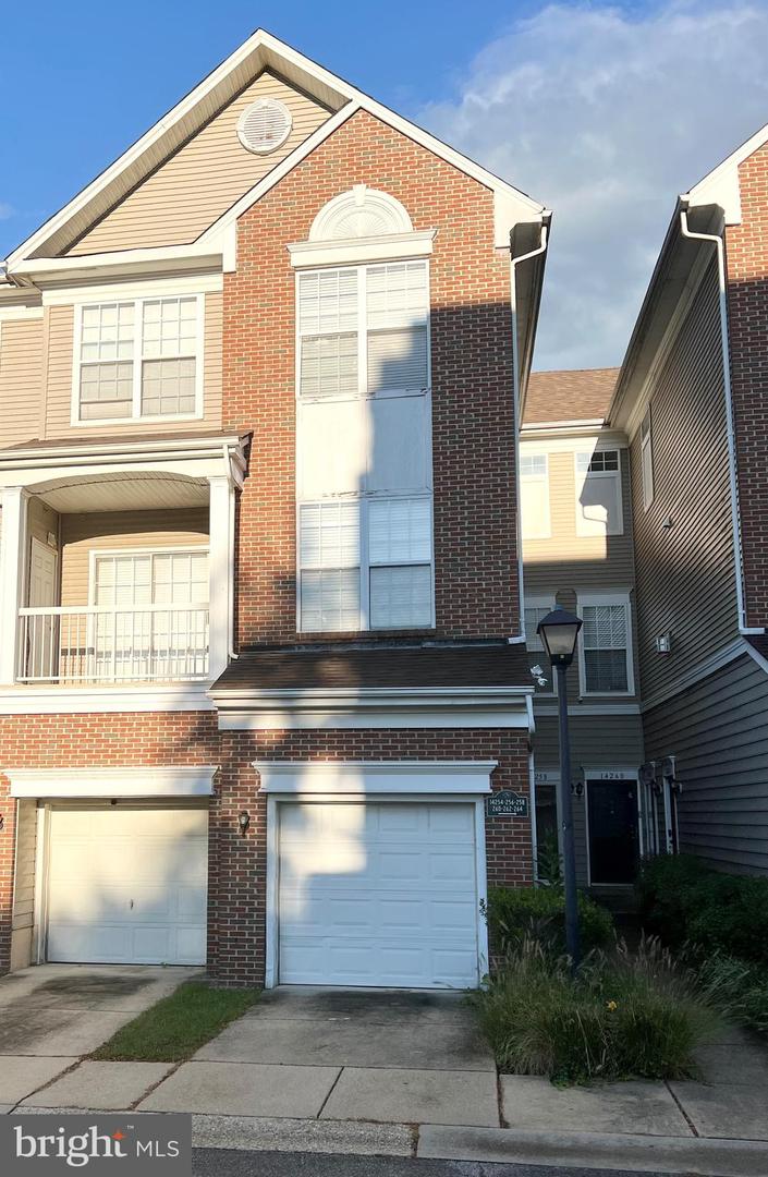 14262 Hampshire Hall Court #608, Upper Marlboro