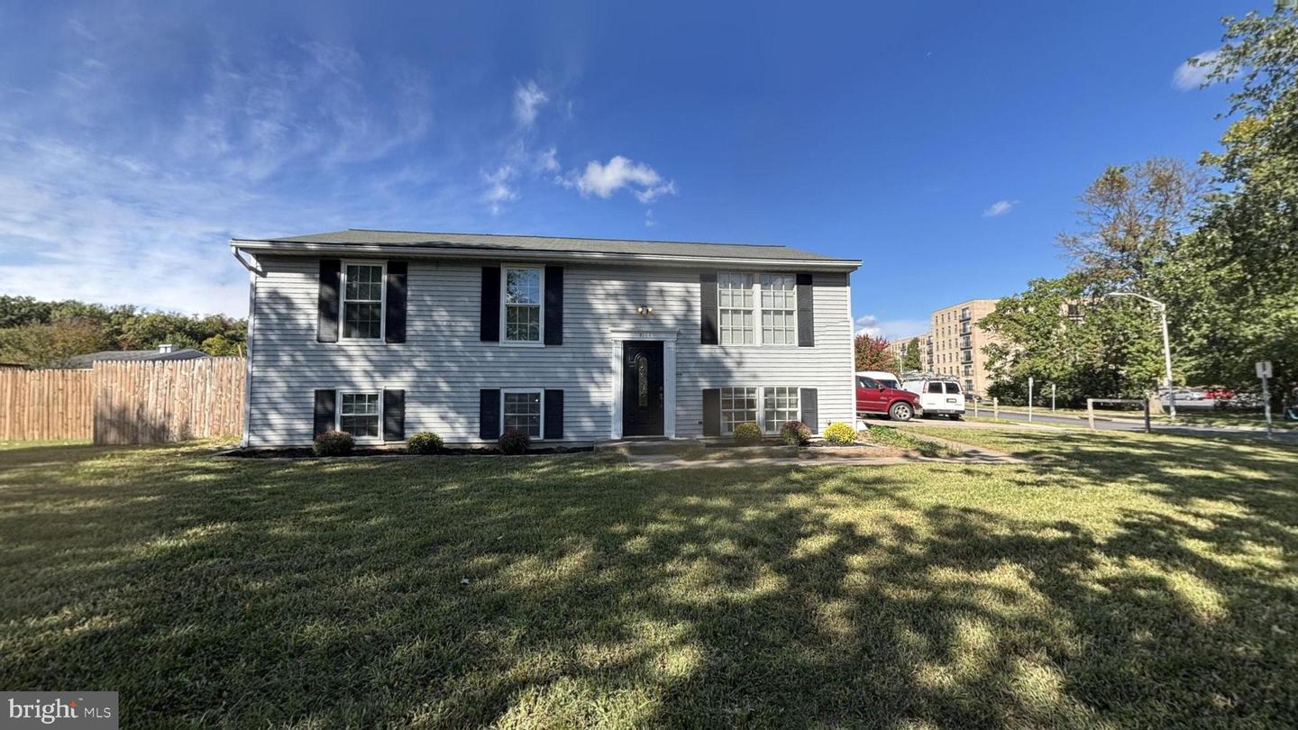 8106 Rhode Island Avenue, College Park