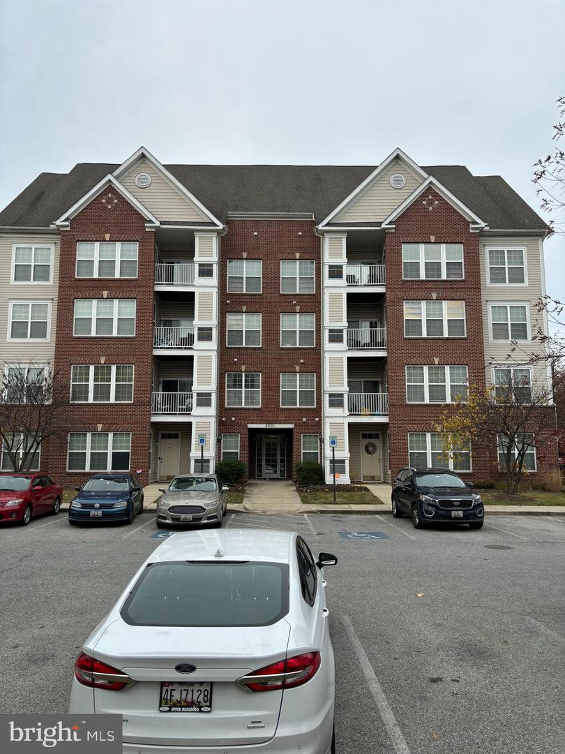2801 Forest Run Drive #1-204