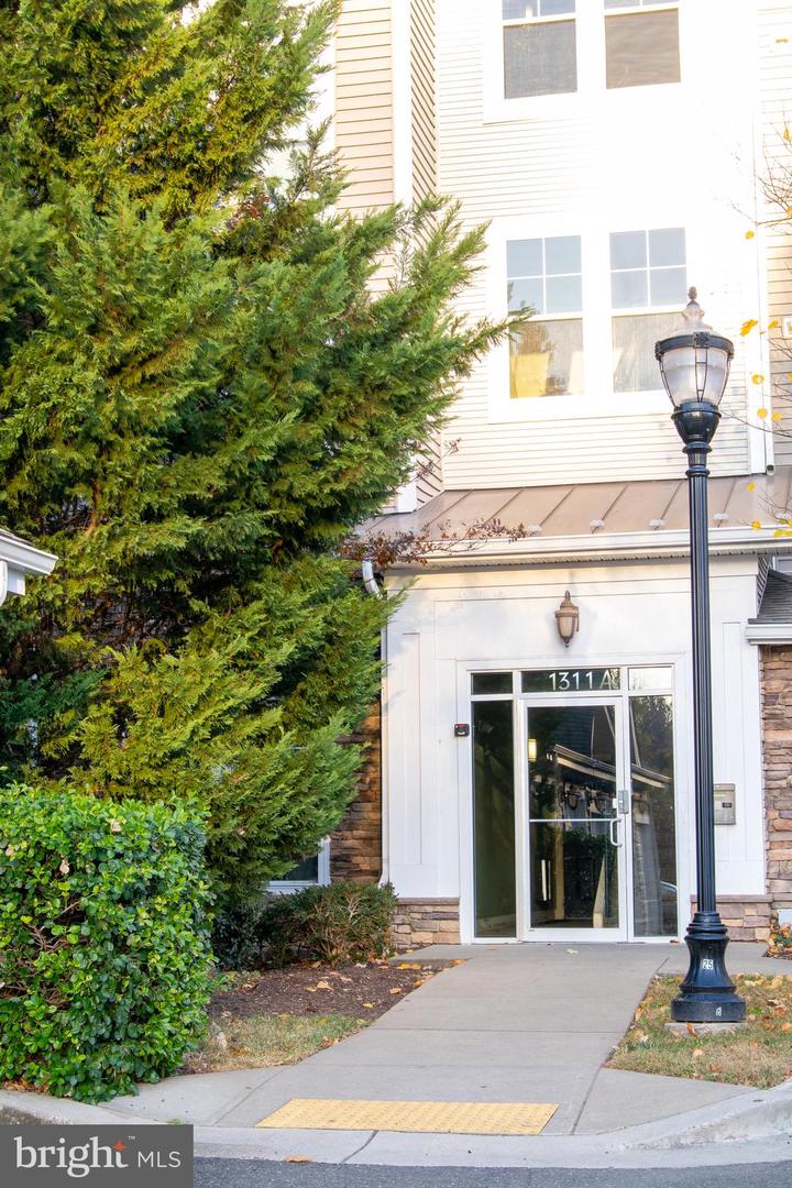 1311 A Karen Boulevard #101, Capitol Heights