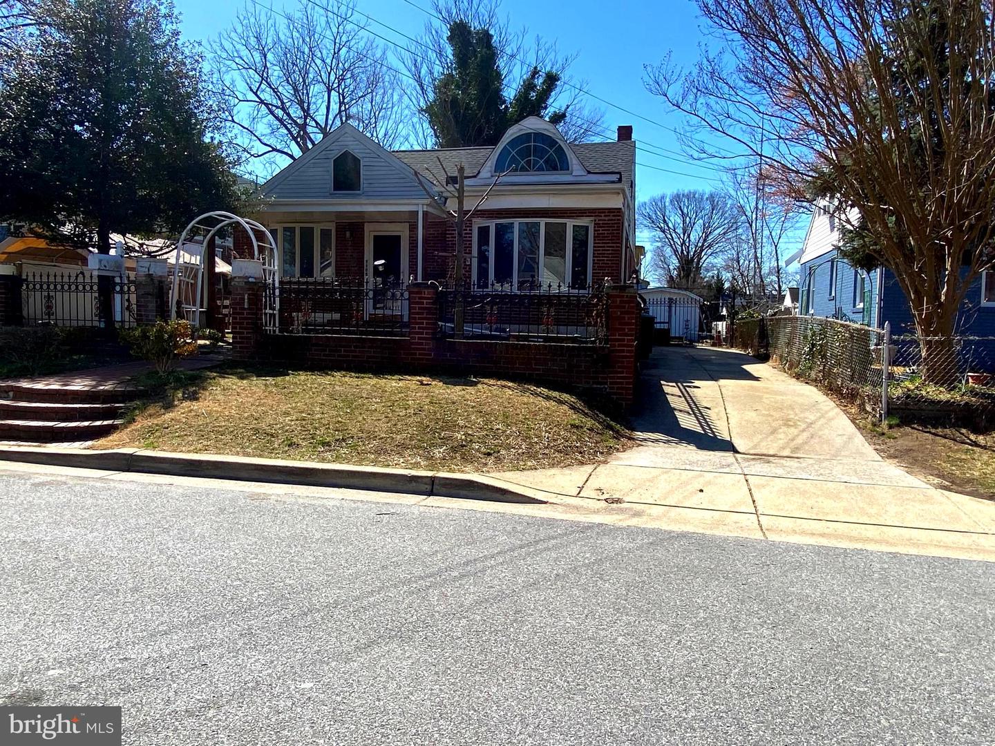 1105 Oakdale Drive, Hyattsville