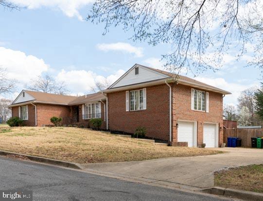 4811 Oahu Street, Clinton