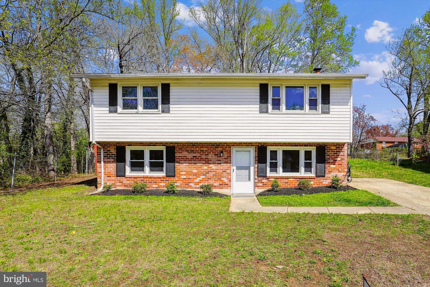 5400 San Juan Drive, Clinton