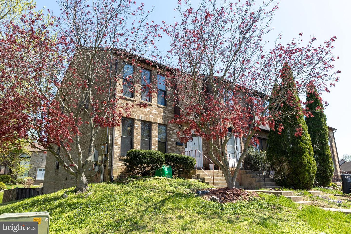 6900 Cipriano Woods Court, Lanham