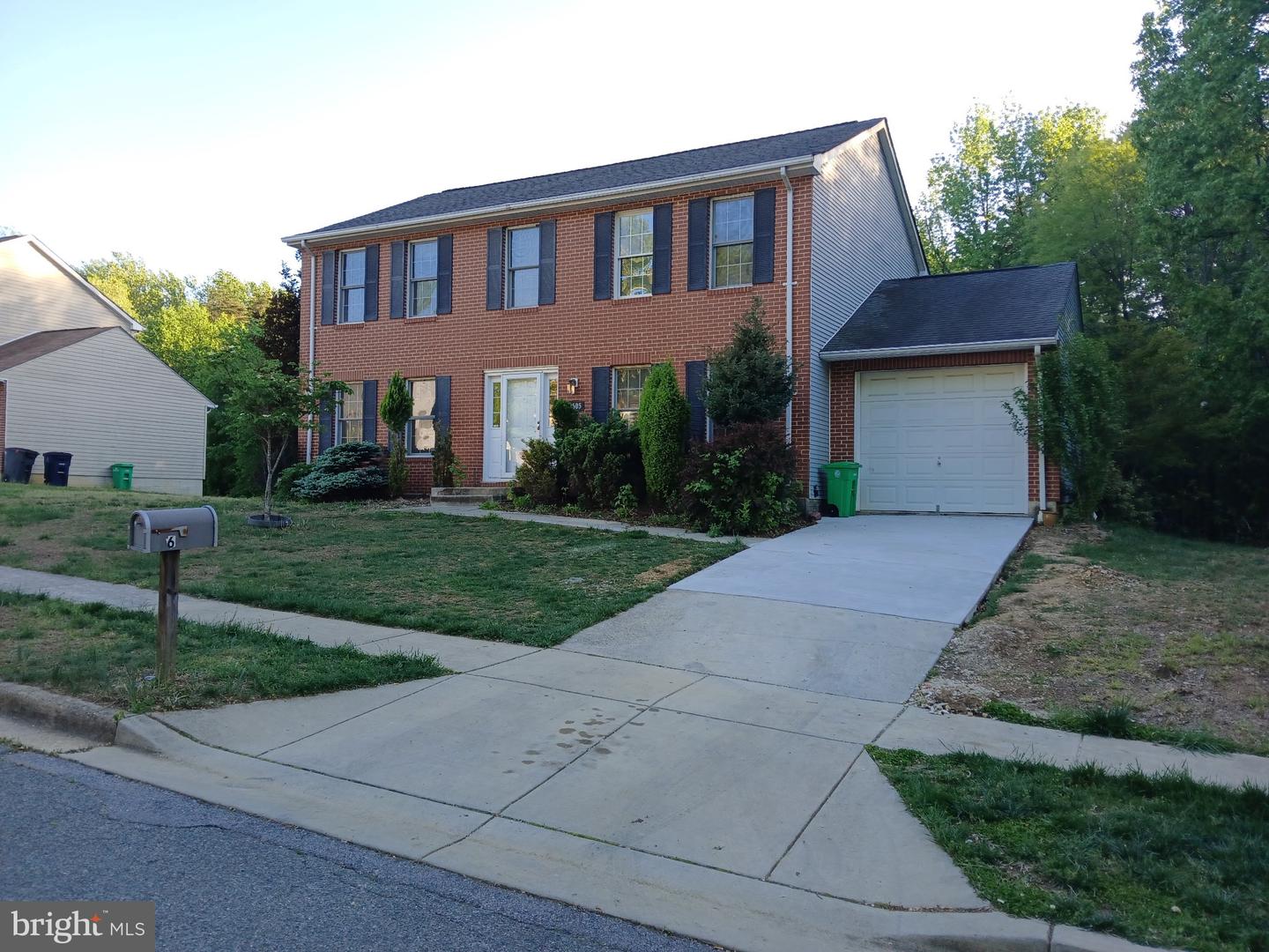 2605 John A Thompson Road, Temple Hills