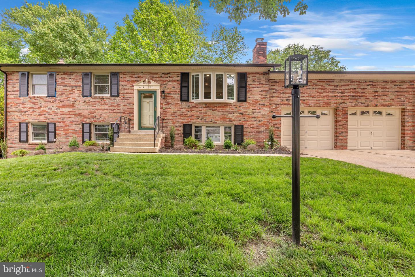 6913 Fulford Street, Clinton
