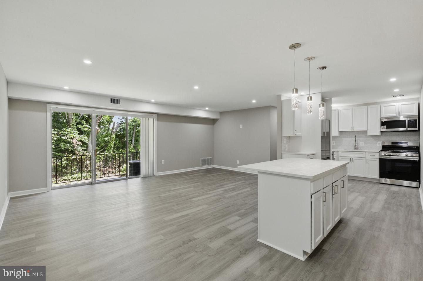 2310 Ewing Avenue #203, Suitland