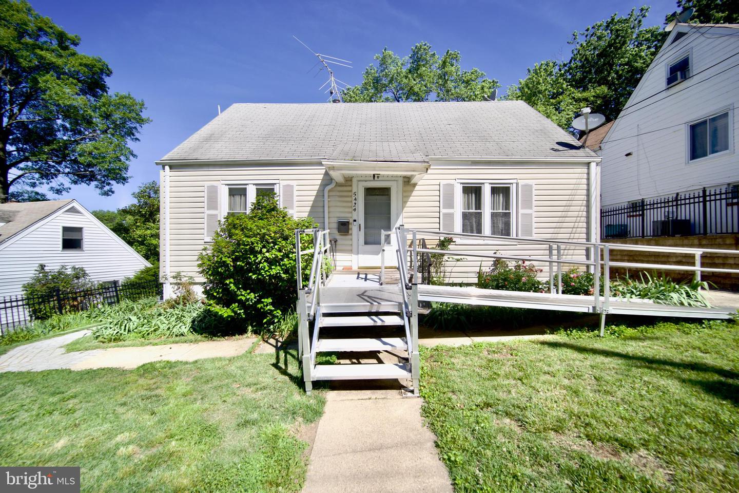 5424 Varnum Street, Bladensburg