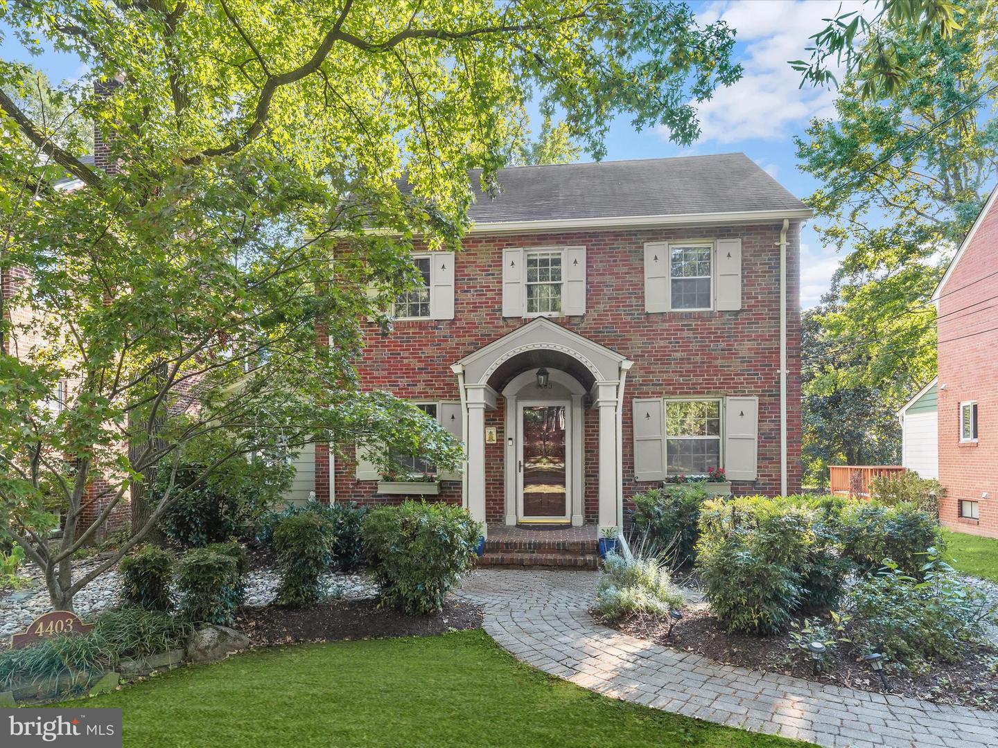 4403 Van Buren Street, University Park
