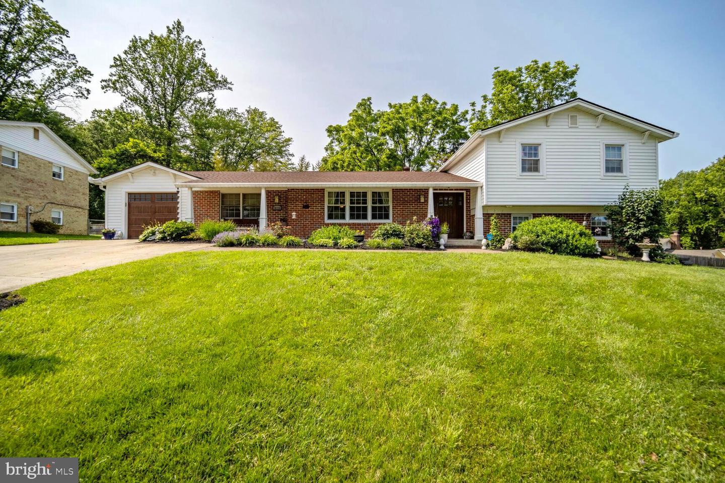 16116 Kenny Road, Laurel
